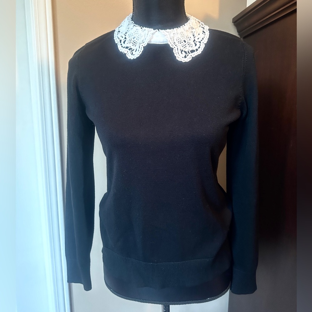 CABLE $ GAUGE Sweater with Lace Collar - Picture 3 of 10